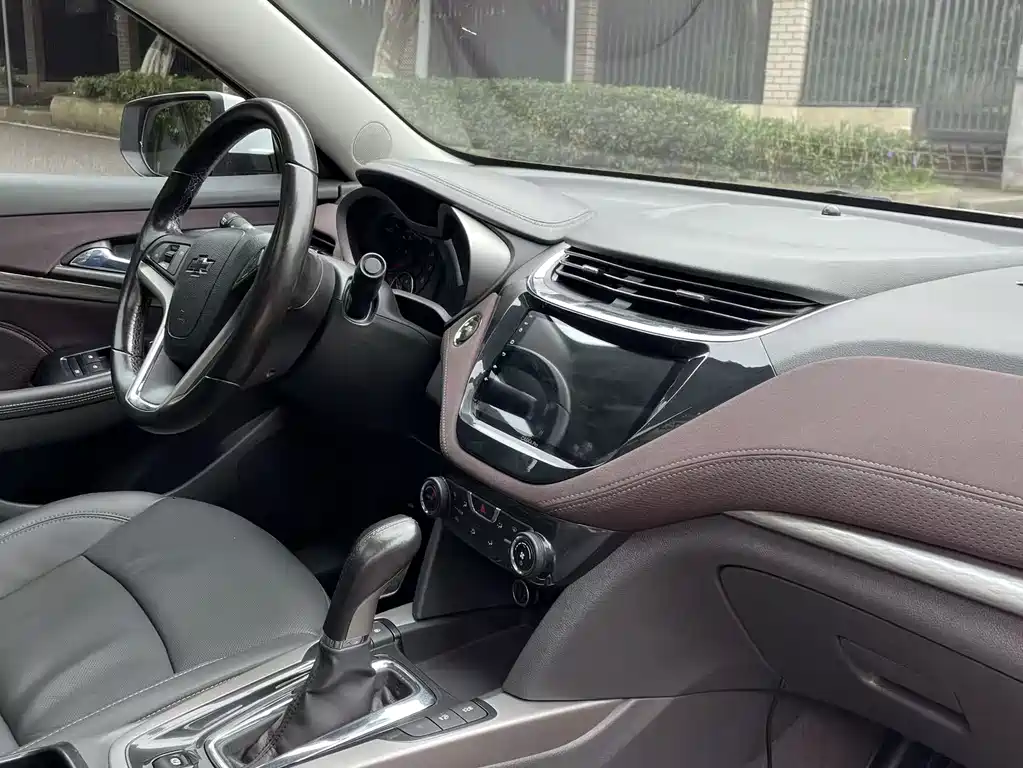 Chevrolet Malibu 2017 1.5T AT Luxury
