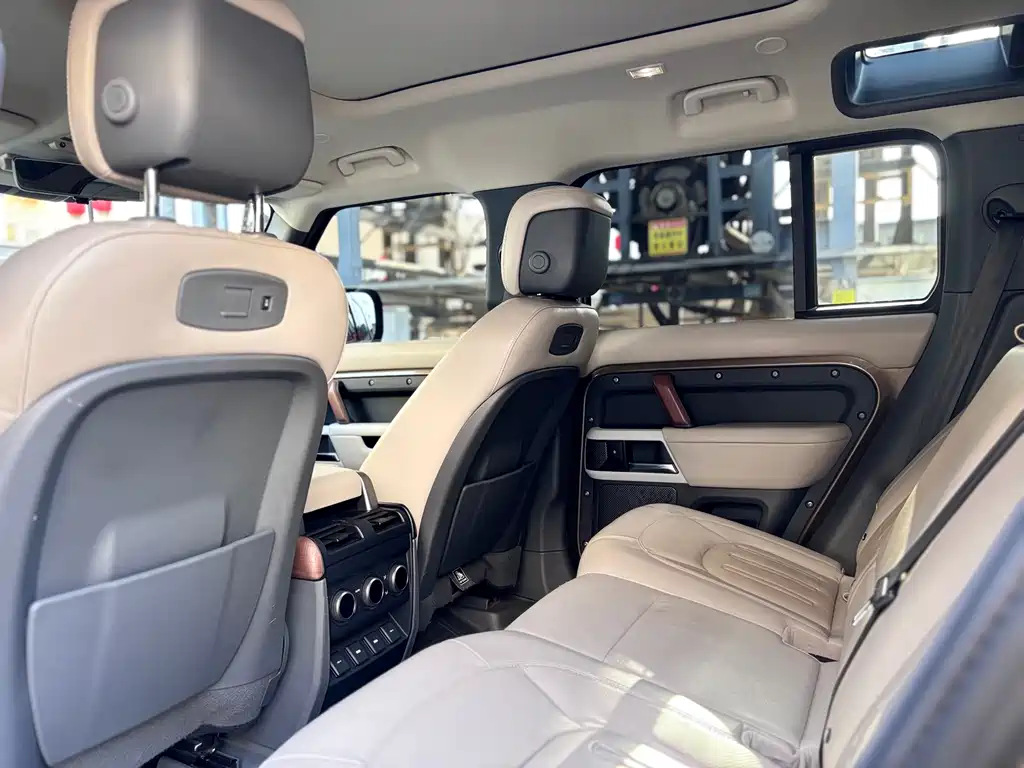 Land Rover Land Rover Defender 2020 110 P400 HSE