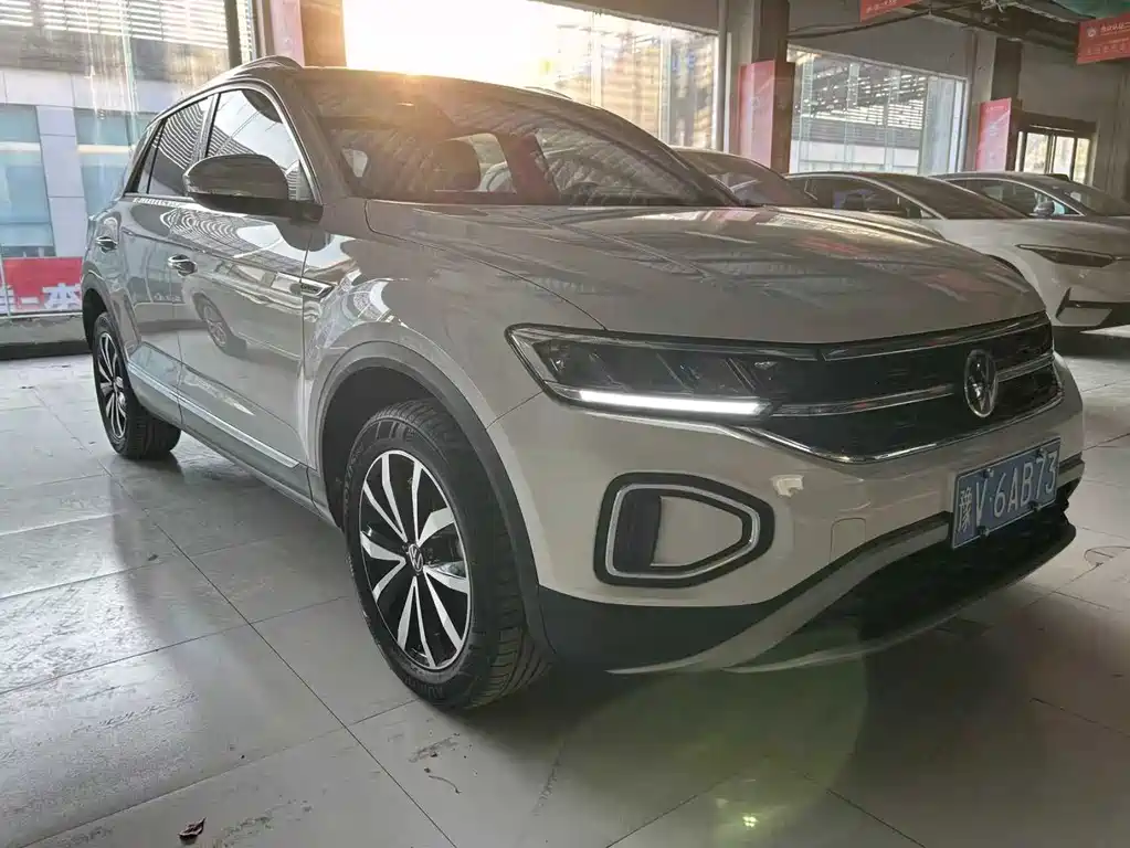 Volkswagen T-Roc 2024 280TSI DSG