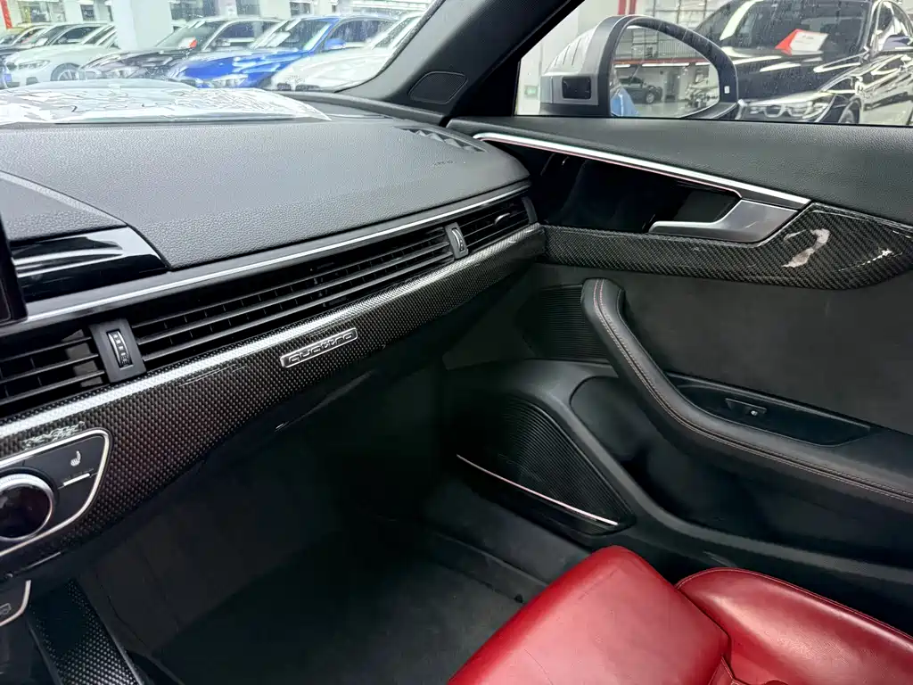 Audi S4 — миниатюра 8