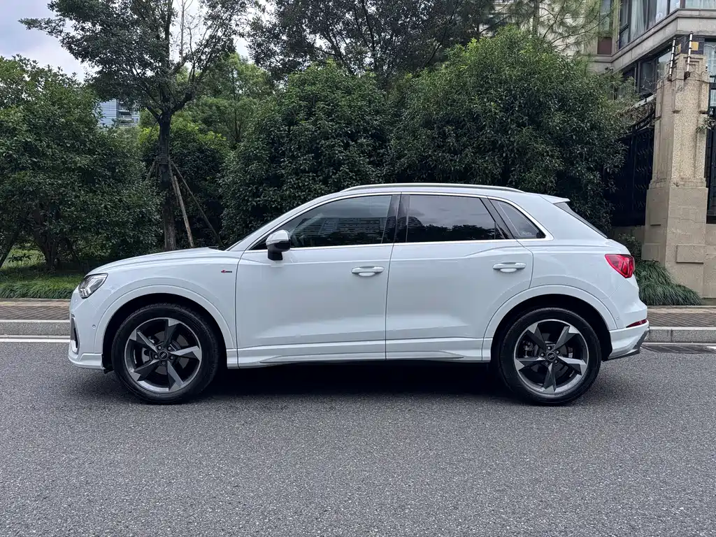 Audi Q3 — миниатюра 3