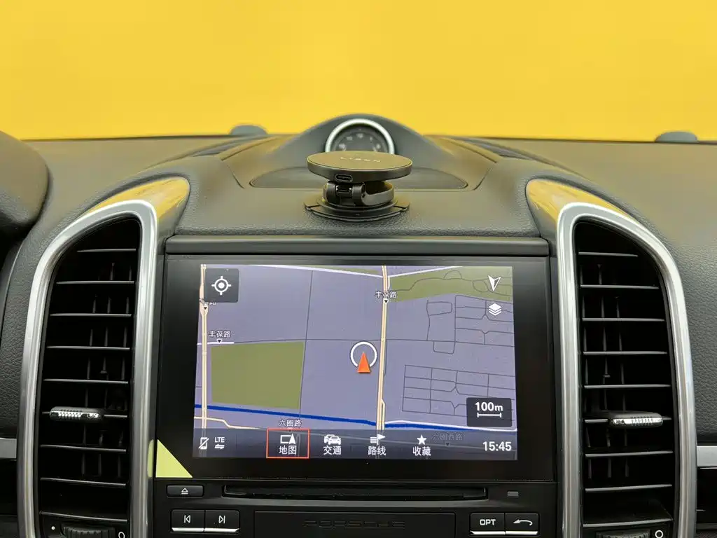 Porsche Cayenne — миниатюра 35