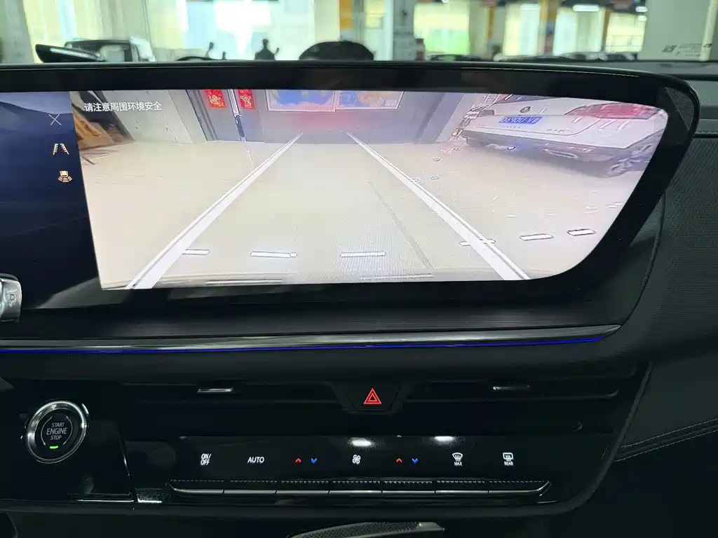 Buick Envision S — миниатюра 15