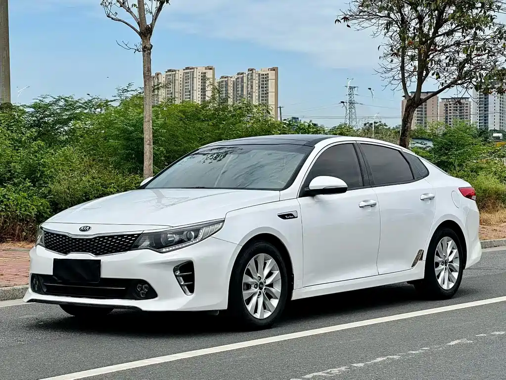 Kia K5 2016 1.6T AT LUX