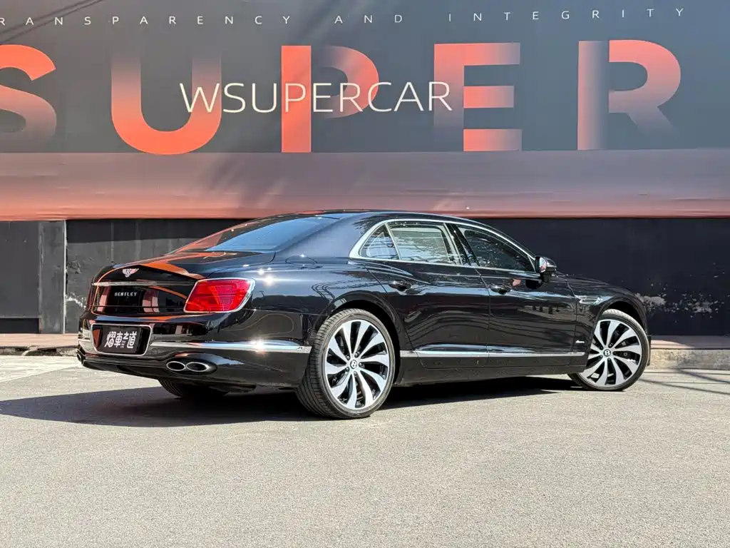 Bentley Flying Spur — миниатюра 3