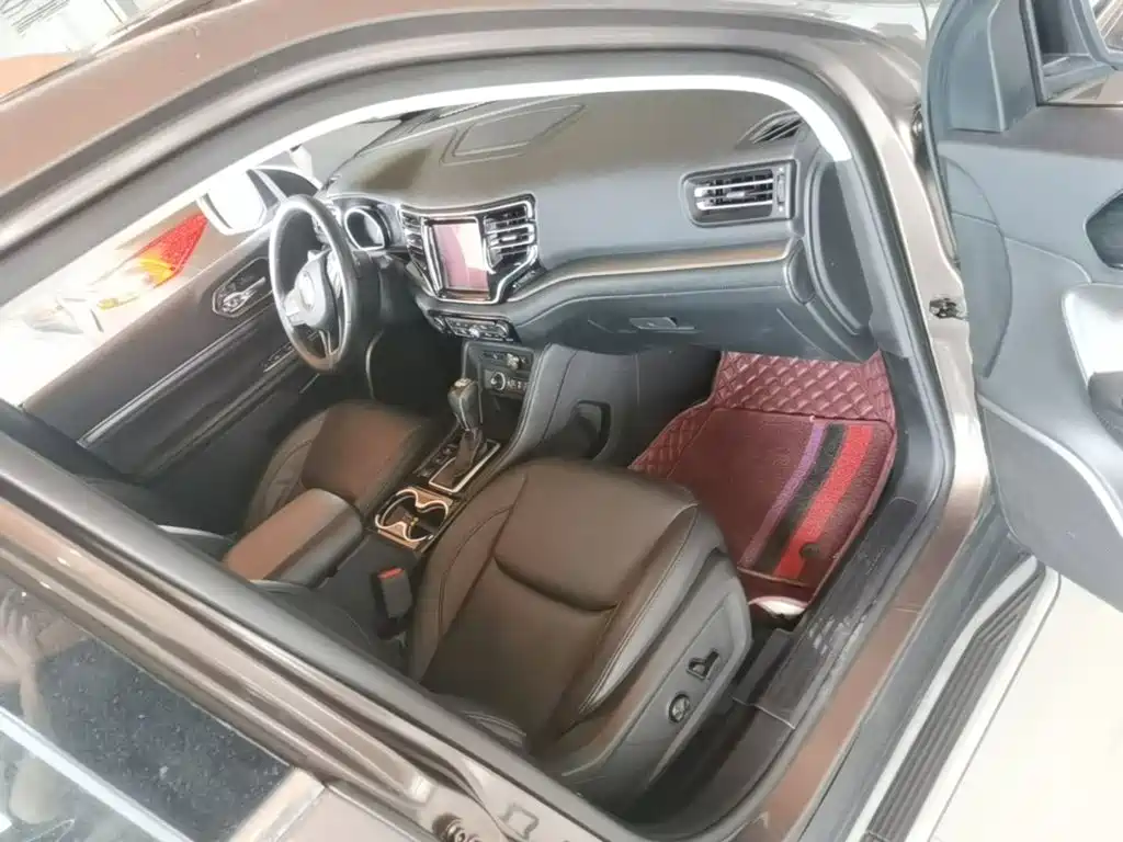 Jeep Commander — миниатюра 11