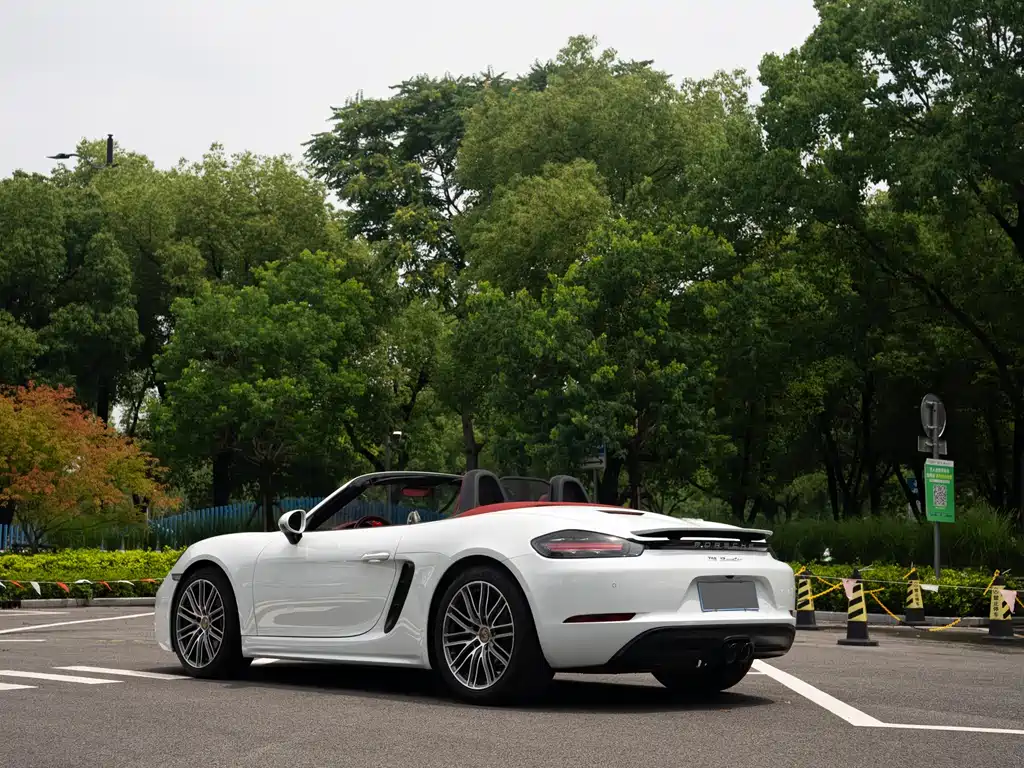Porsche 718 2022 Boxster 2.0T