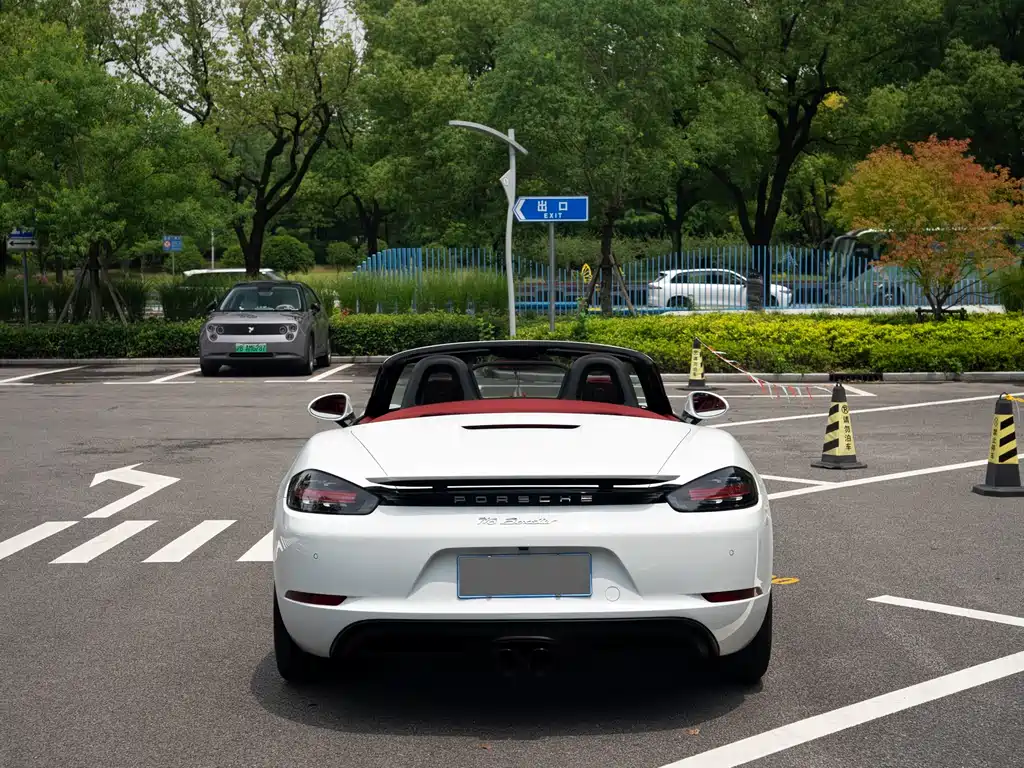 Porsche 718 2022 Boxster 2.0T