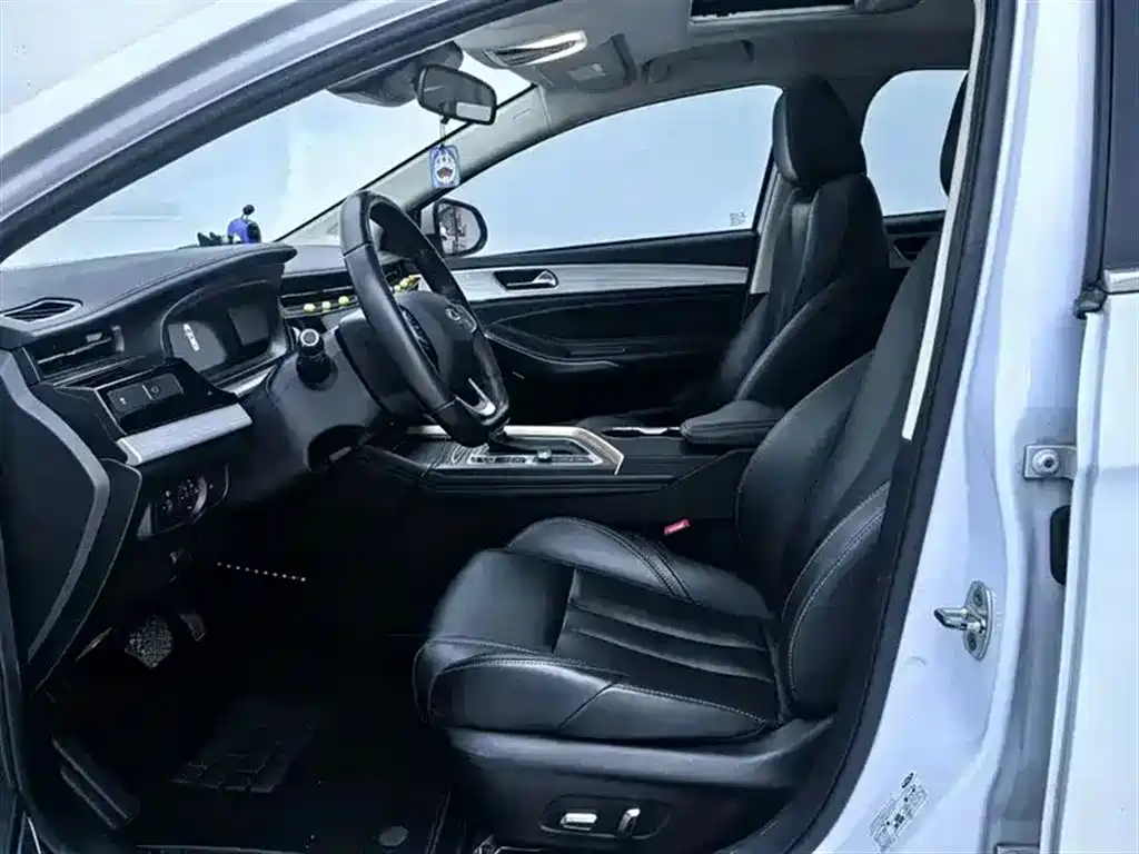 Chery 5 PLUS 2021 AI 1.5L CVT PLUS