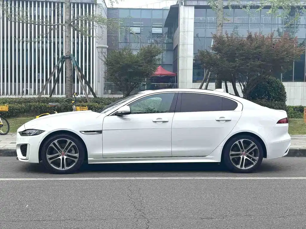 Jaguar XEL 2020 2.0T 200PS R-DYNAMIC S Sport