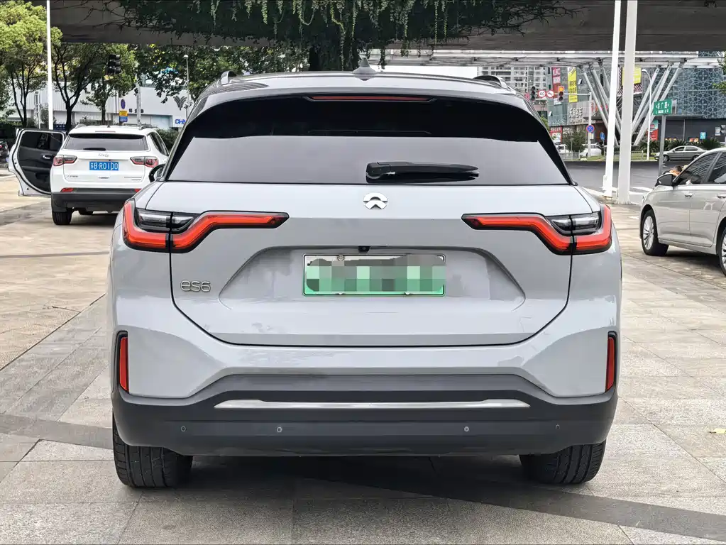 NIO ES6 — миниатюра 6
