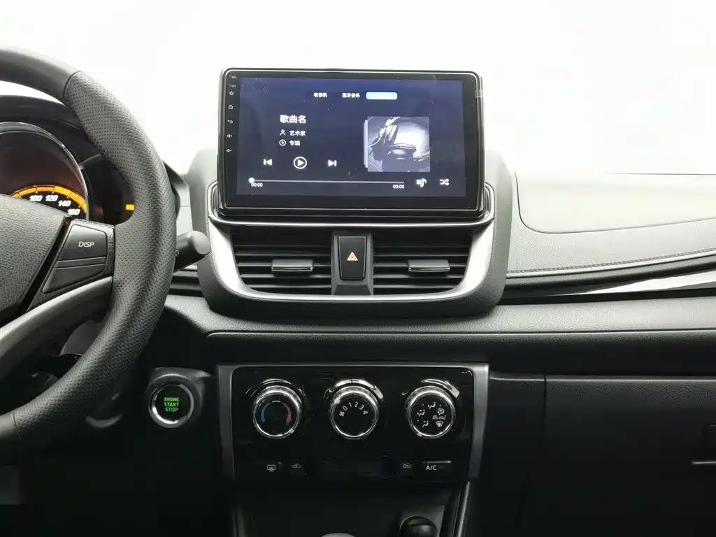 TOYOTA YARIS L ZHIXUAN