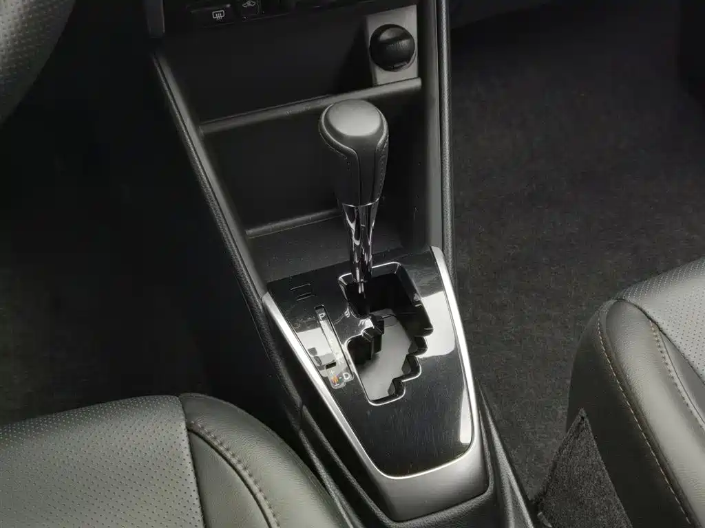 TOYOTA YARIS L ZHIXUAN