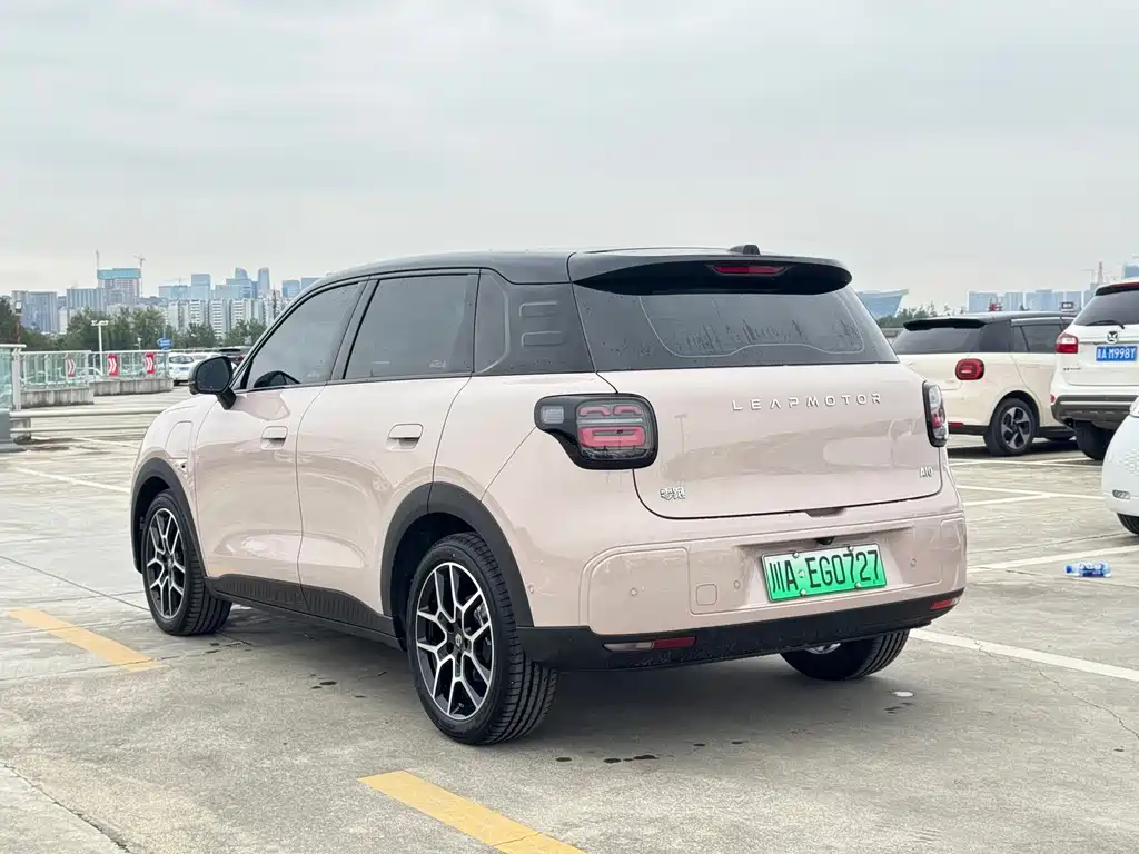 Leapmotor Leapmotor A10 — миниатюра 16