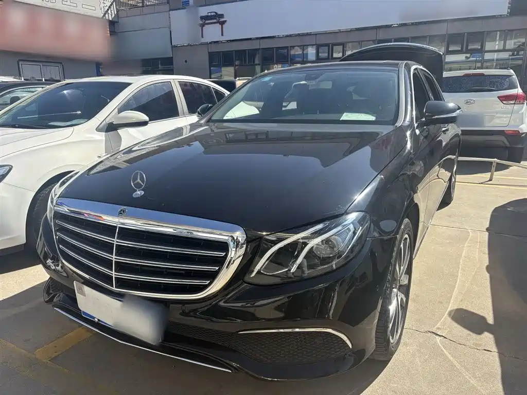 Mercedes-Benz E-Class 2019