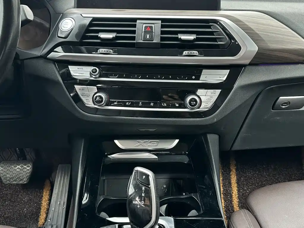 BMW X3 — миниатюра 5