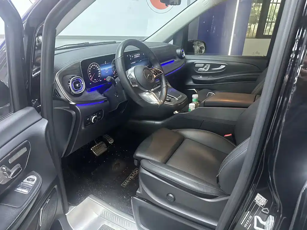 Mercedes-Benz V-Class — миниатюра 6