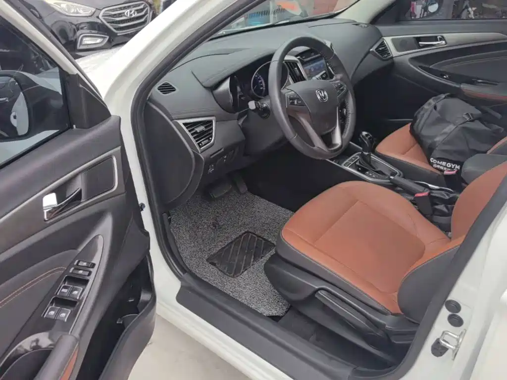 Changan Eado — миниатюра 16