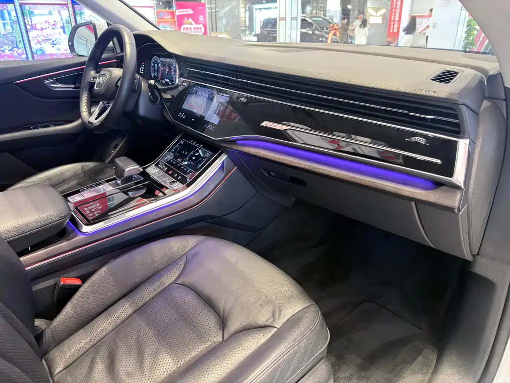 Audi Q8 — миниатюра 18