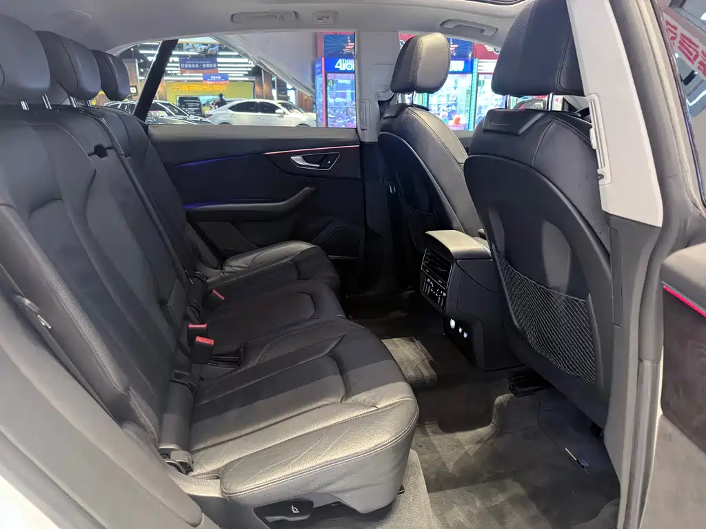 Audi Q8 — миниатюра 17
