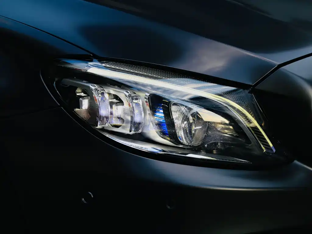 MERCEDES-BENZ C CLASS AMG