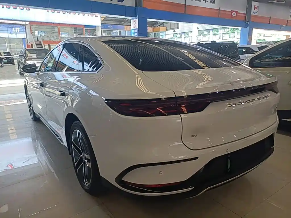 BYD Han — миниатюра 5