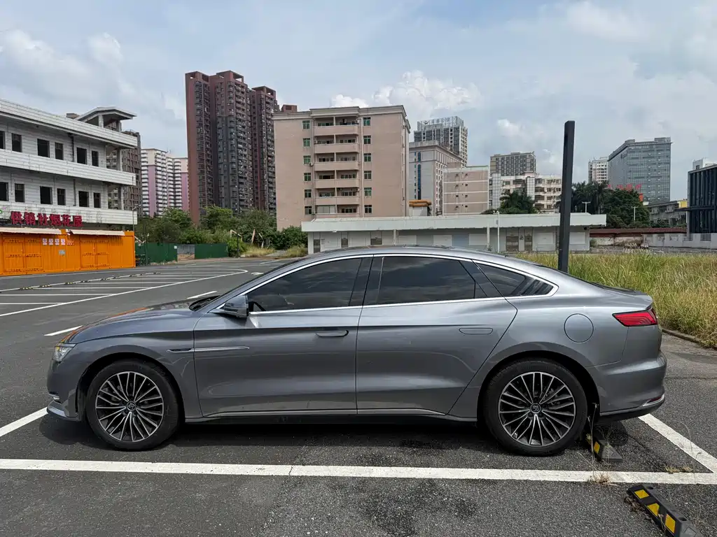 BYD Han — миниатюра 8