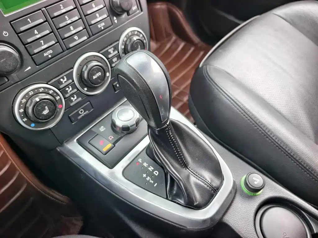 Land Rover 2 007 3.2L