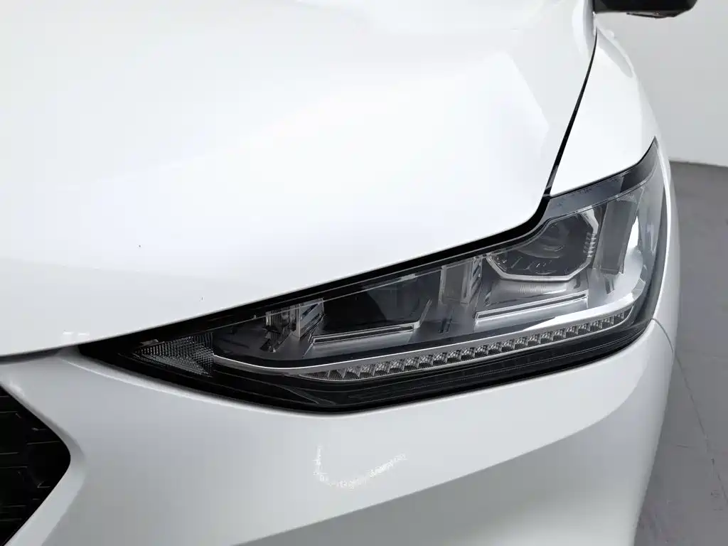 Wey Wey VV6 — миниатюра 7