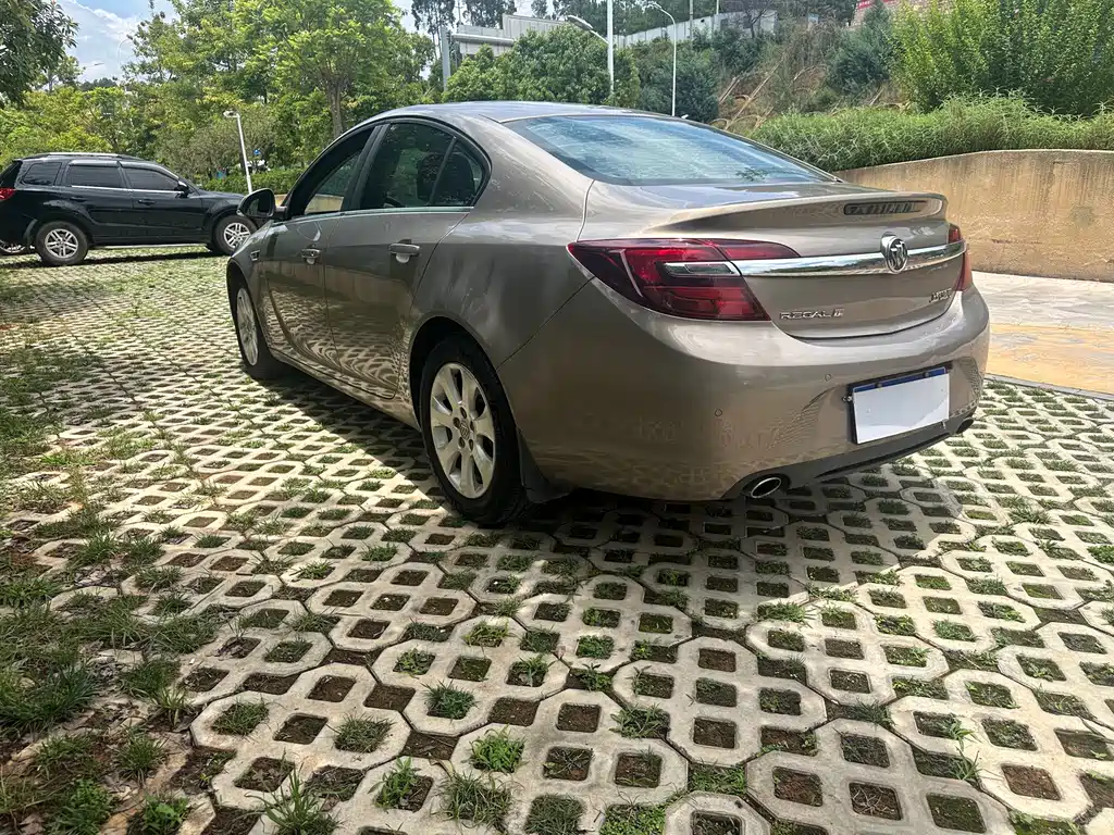 Buick Regal 2015 1.6T Lead