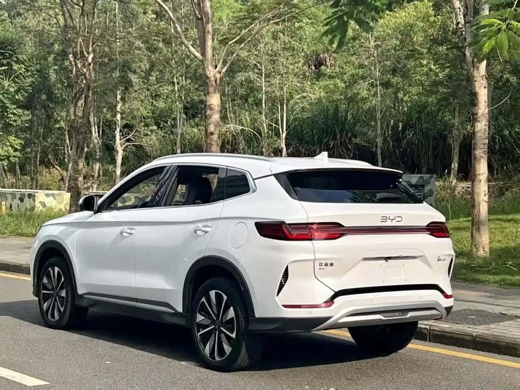 BYD PLUS New Energy — миниатюра 10