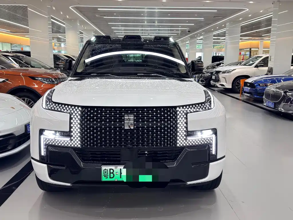 Yangwang U8 L