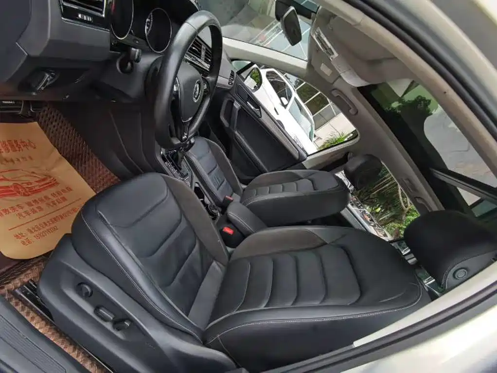 Volkswagen Tiguan L — миниатюра 4