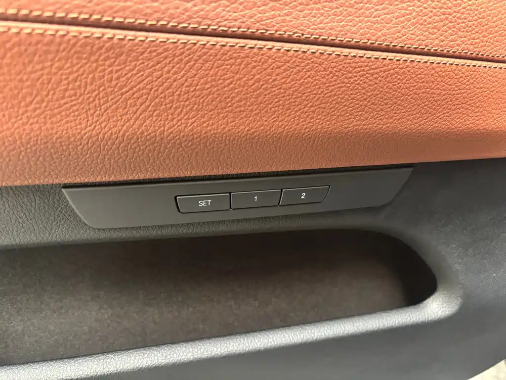 BMW 5 Series GT — миниатюра 6