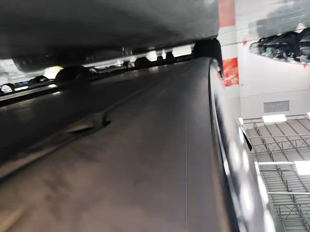 Tesla Model 3 — миниатюра 22