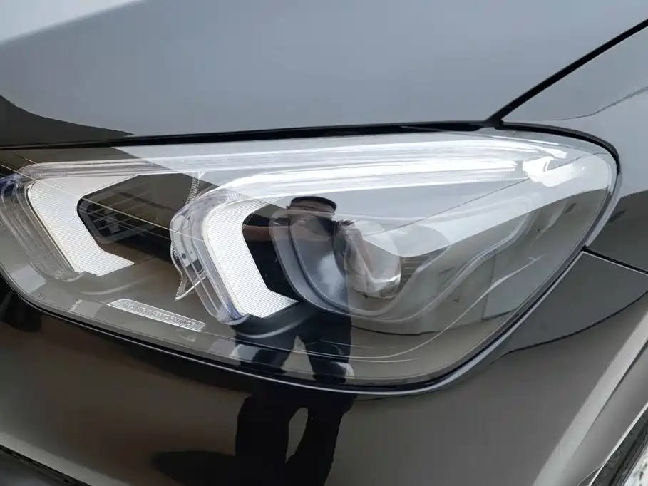 Mercedes-Benz GLE (Import) — миниатюра 11