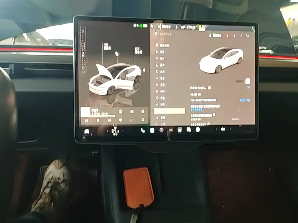 Tesla Model 3 — миниатюра 13
