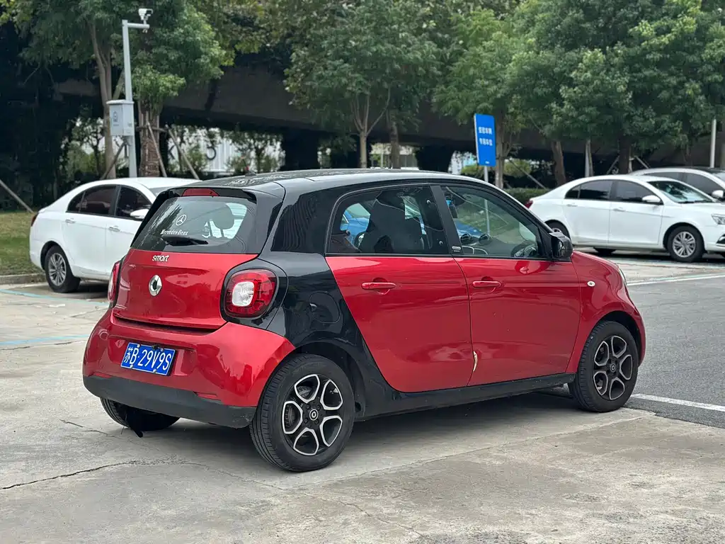 smart Smart Forfour — миниатюра 7
