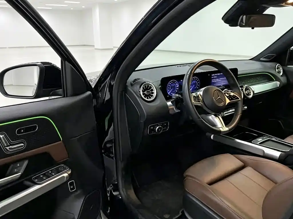 Mercedes-Benz EQB — миниатюра 4