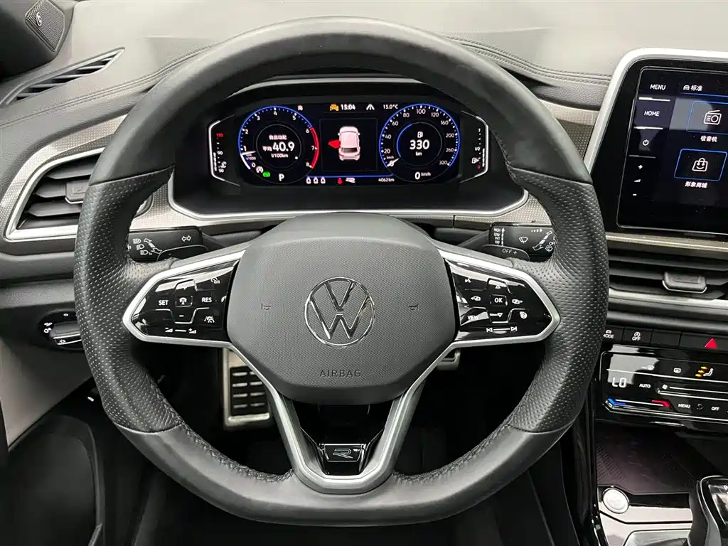 VOLKSWAGEN T ROC EXPLORING SONGS