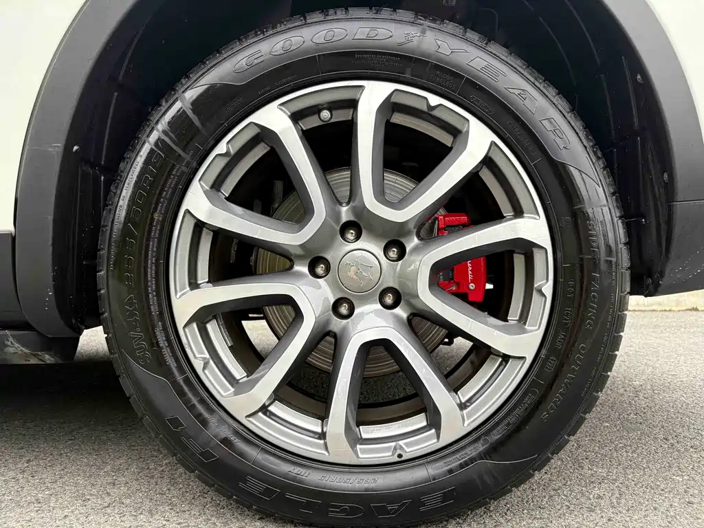 Maserati Levante — миниатюра 20