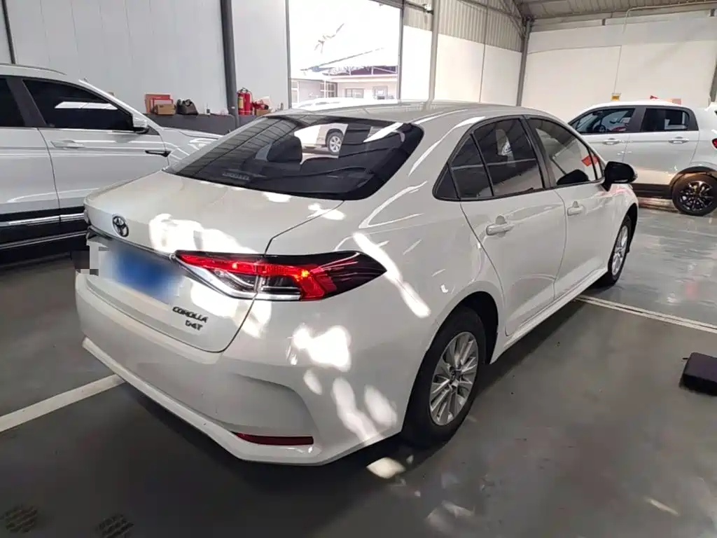 Toyota Corolla — миниатюра 7