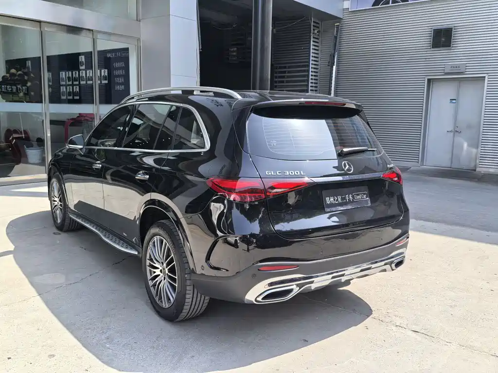 Mercedes-Benz GLC 2024 GLC 300 L 4MATIC 7 мест