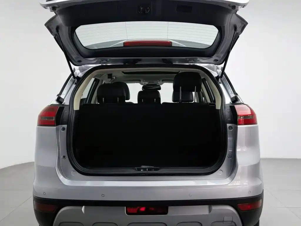 Geely Boyue — миниатюра 16