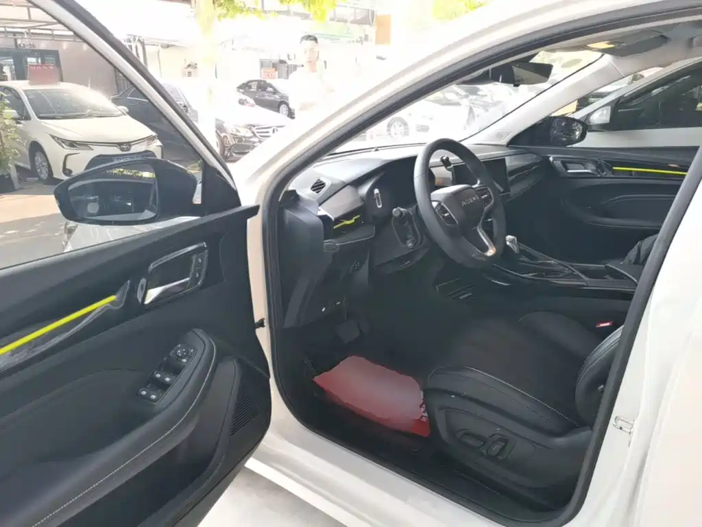 Roewe i5 — миниатюра 16