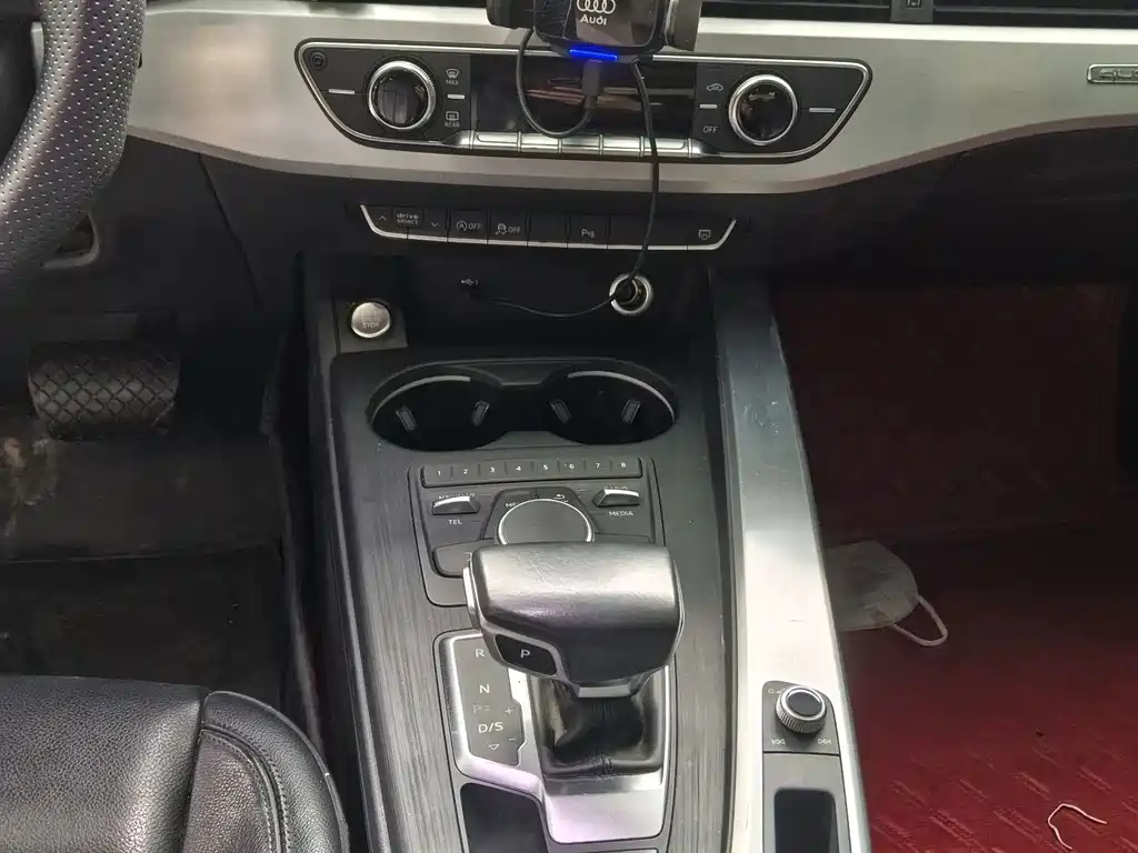 Audi A4L — миниатюра 8