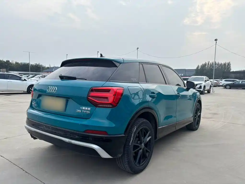 Audi Q2L — миниатюра 10