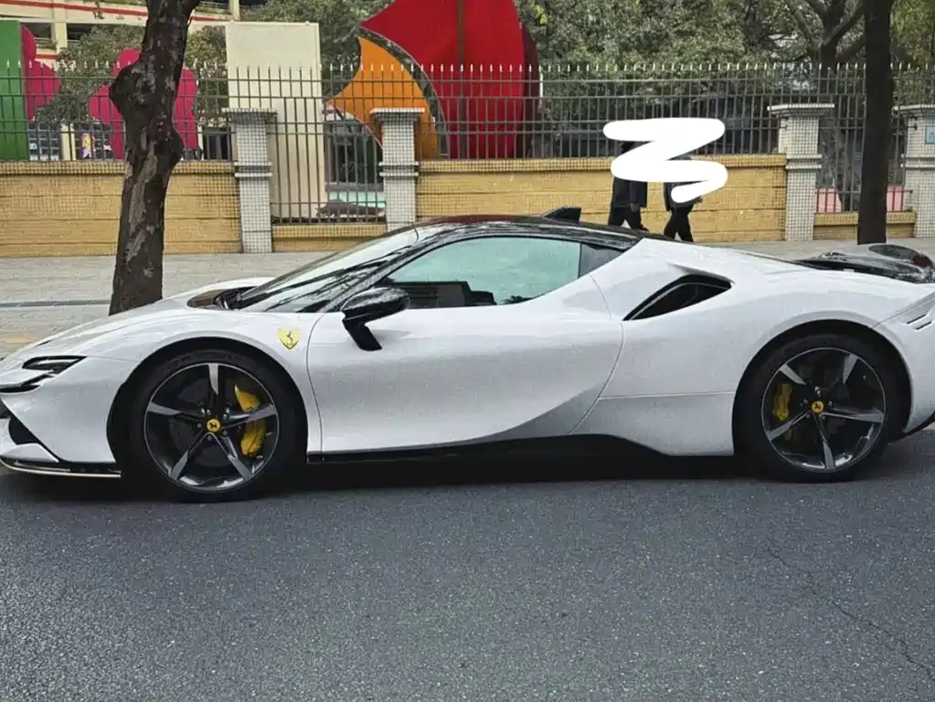 Ferrari SF90 2021 3.9T V8 Spider