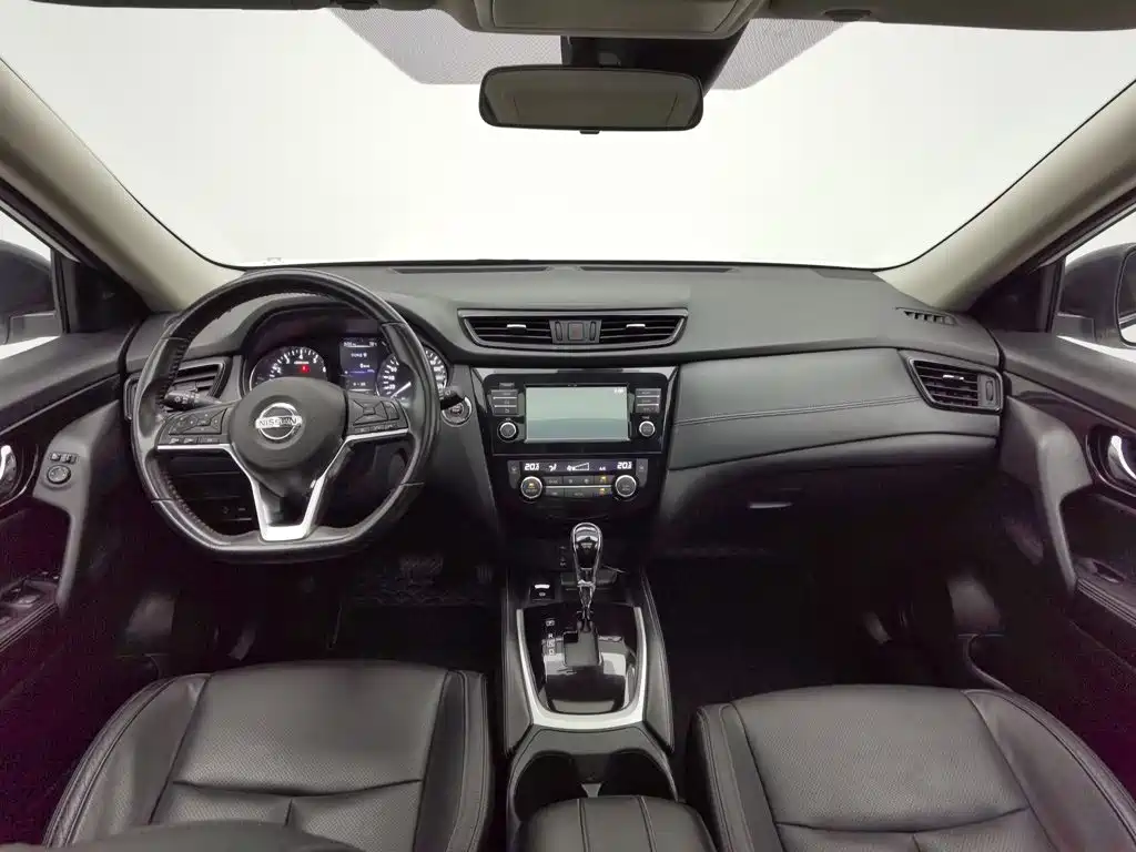Nissan X-Trail — миниатюра 5