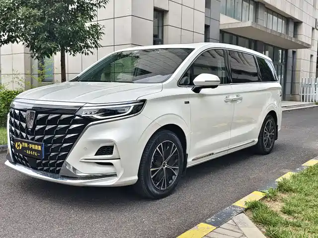 2023 Roewe iMAX8